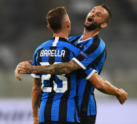 索扎将吹罚生涯第三场米兰德比，曾执法23-24赛季国米5-1米兰（索扎将迎生涯第3次主哨米兰德比 曾主裁23／24赛季国米5-1米兰）