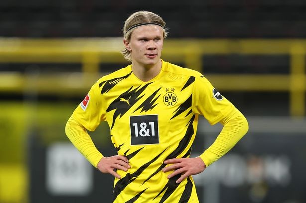 后防吃紧！热刺队长累积5张黄牌停赛无缘战富勒姆（防线告急！热刺队长累积五黄停赛，缺席与富勒姆之战）