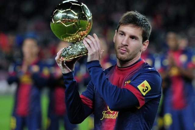 剑指三分，阿森纳晒欧冠赛前海报：萨卡单人出镜（志在三分！阿森纳发布欧冠赛前海报：萨卡独自亮相）