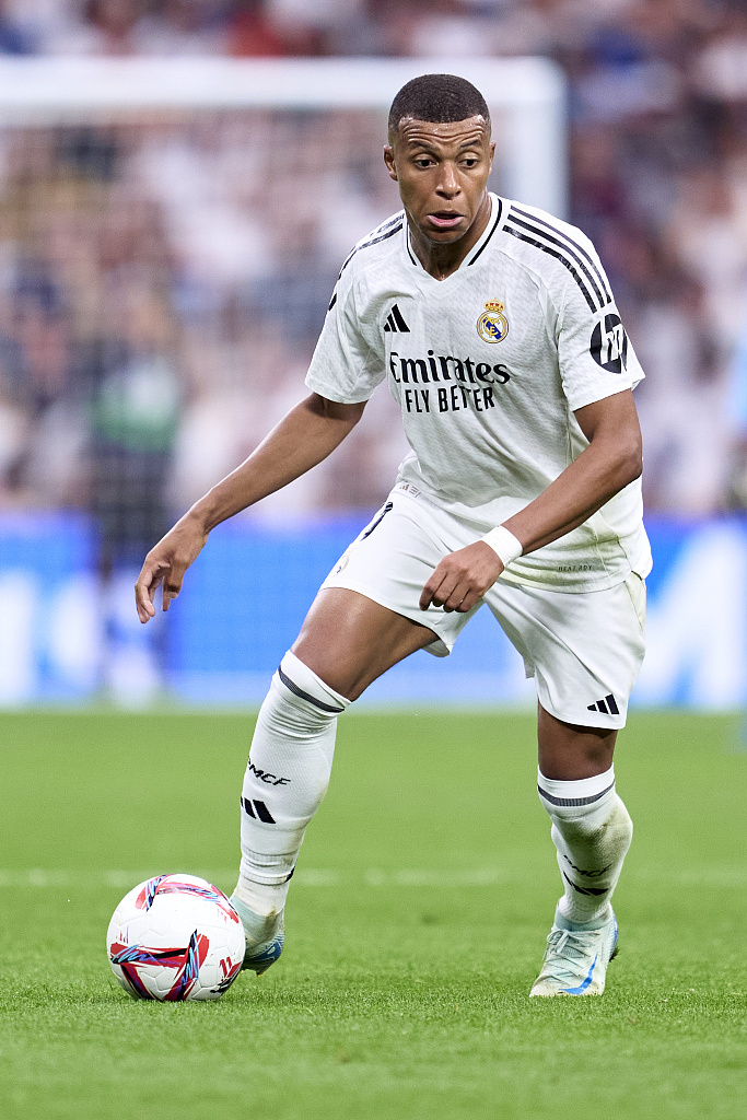 法媒：皇马与于帕达成口头协议，科纳特已不再是首选目标（法媒：皇马与于帕口头达成一致，科纳特已非优先目标）