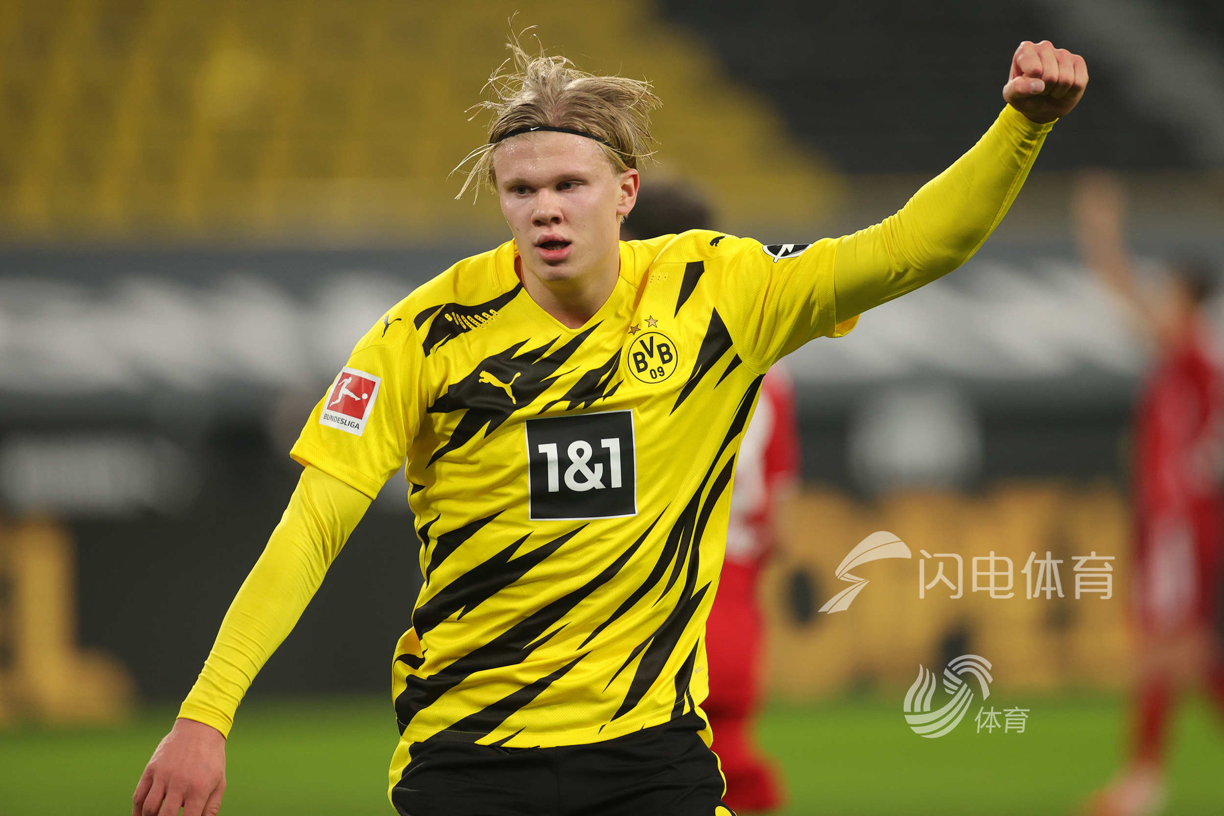 雷迪克：如果球队防守持续这么糟糕，范德彪会获得上场时间（雷迪克：球队防守若不见起色，范德彪将获出场机会）